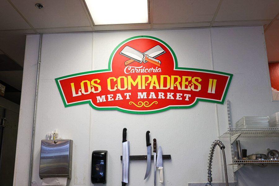 Los Compadres logo.